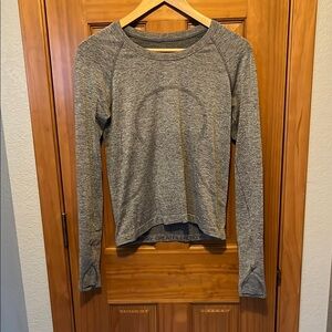 Swiftly Tech Long Sleeve 2.0 Race